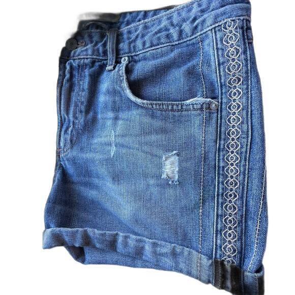 Tularosa Madison Boyfriend  Denim Jean Short. Women's Size 28. Fits larger - Picture 3 of 8